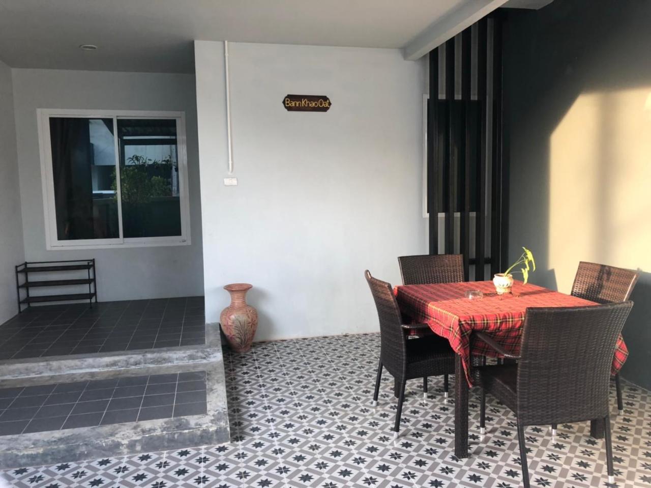 Hotel Khao Oat Airport Nai Yang Beach Exterior foto