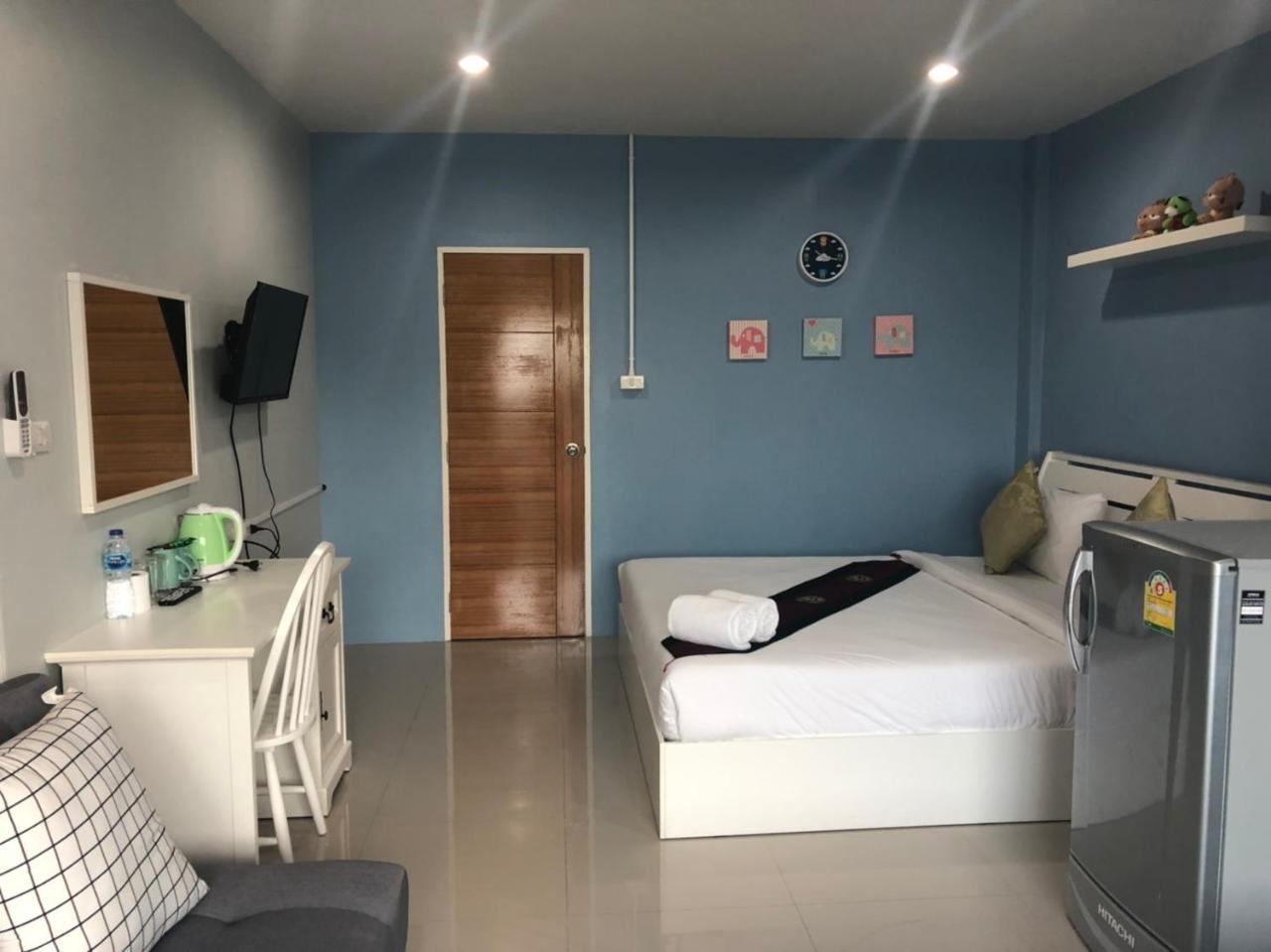 Hotel Khao Oat Airport Nai Yang Beach Exterior foto